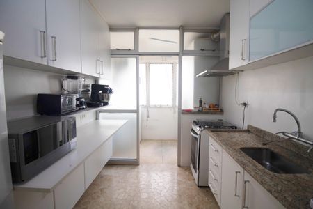 Apartamento à venda com 108m², 3 quartos e 1 vagaCozinha