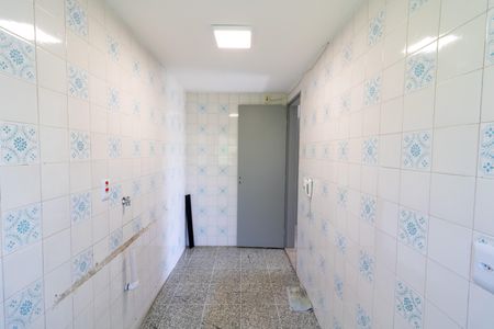 Apartamento à venda com 120m², 1 quarto e sem vagaCozinha e Área de Serviço