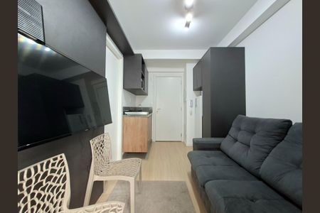 Sala/Cozinha de apartamento à venda com 1 quarto, 24m² em Vila Nova Conceição, São Paulo