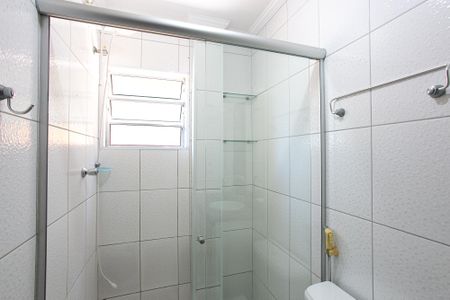 Casa para alugar com 116m², 3 quartos e 1 vaga Casa para alugar com 116m², 3 quartos e 1 vagaBanheiro Social