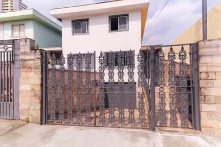 Casa para alugar com 115m², 3 quartos e 2 vagasFachada