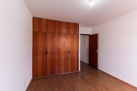 Casa para alugar com 115m², 3 quartos e 2 vagasQuarto 2