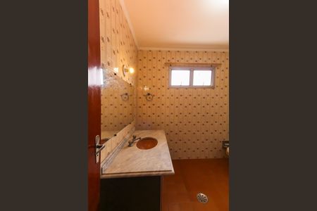 Casa para alugar com 115m², 3 quartos e 2 vagasBanheiro