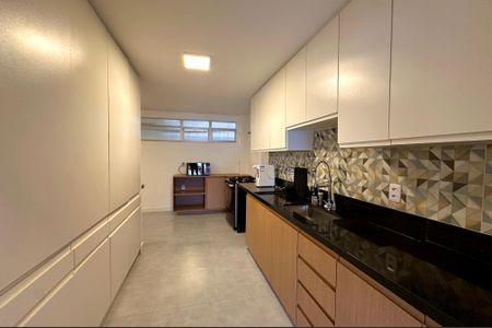 Apartamento para alugar com 264m², 4 quartos e 2 vagasCozinha
