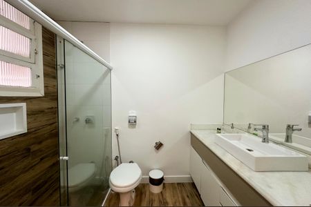 Apartamento para alugar com 264m², 4 quartos e 2 vagasBanheiro da Suíte