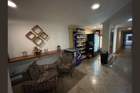 Apartamento à venda com 104m², 3 quartos e 2 vagasHall de entrada