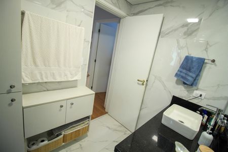 Apartamento para alugar com 90m², 3 quartos e 1 vaga Apartamento para alugar com 90m², 3 quartos e 1 vagaBanheiro Social