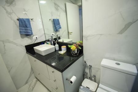 Apartamento para alugar com 90m², 3 quartos e 1 vaga Apartamento para alugar com 90m², 3 quartos e 1 vagaBanheiro Social