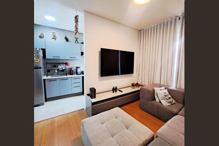 Apartamento para alugar com 62m², 2 quartos e 1 vagaSala