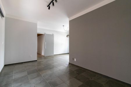 Sala de apartamento à venda com 3 quartos, 102m² em Cambuí, Campinas