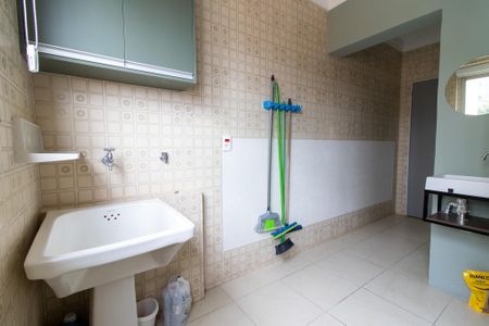 Apartamento à venda com 102m², 3 quartos e 1 vagaÁrea de Serviço