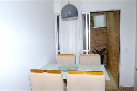 Sala de apartamento para alugar com 3 quartos, 72m² em Acaiaca, Belo Horizonte