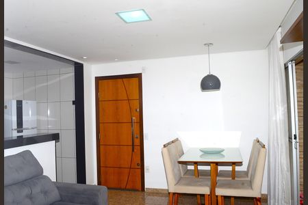 Sala de apartamento para alugar com 3 quartos, 72m² em Acaiaca, Belo Horizonte
