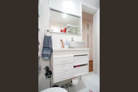 Apartamento à venda com 104m², 3 quartos e 1 vaga Apartamento à venda com 104m², 3 quartos e 1 vagaBanheiro da suíte