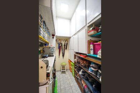 Apartamento à venda com 104m², 3 quartos e 1 vaga Apartamento à venda com 104m², 3 quartos e 1 vagaDespensa