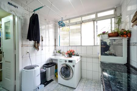 Apartamento à venda com 104m², 3 quartos e 1 vaga Apartamento à venda com 104m², 3 quartos e 1 vagaÁrea de serviço