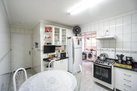 Apartamento à venda com 104m², 3 quartos e 1 vaga Apartamento à venda com 104m², 3 quartos e 1 vagaCozinha