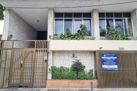 Apartamento à venda com 29m², 1 quarto e sem vaga Apartamento à venda com 29m², 1 quarto e sem vagaFachada