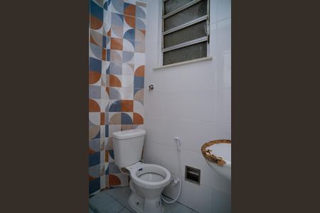 Banheiro de apartamento à venda com 1 quarto, 29m² em Centro, Niterói