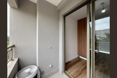 Apartamento para alugar com 32m², 1 quarto e sem vagaSacada
