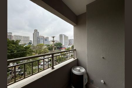 Apartamento para alugar com 32m², 1 quarto e sem vagaSacada