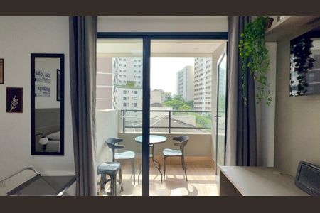 Studio à venda com 23m², 1 quarto e sem vaga Studio à venda com 23m², 1 quarto e sem vagaVaranda