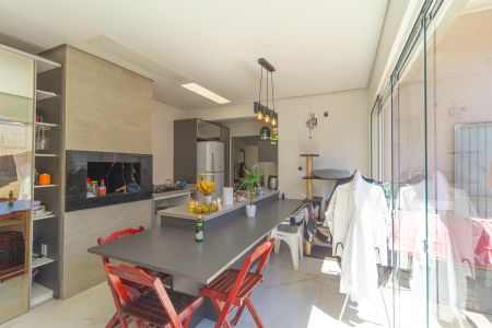 Casa à venda com 160m², 2 quartos e 1 vaga Casa à venda com 160m², 2 quartos e 1 vagaCozinha