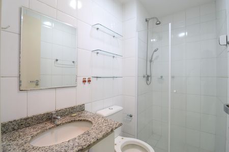 Apartamento à venda com 56m², 2 quartos e 1 vagaBanheiro Social