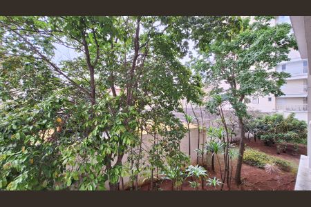 Vista de apartamento à venda com 2 quartos, 56m² em Lapa, São Paulo