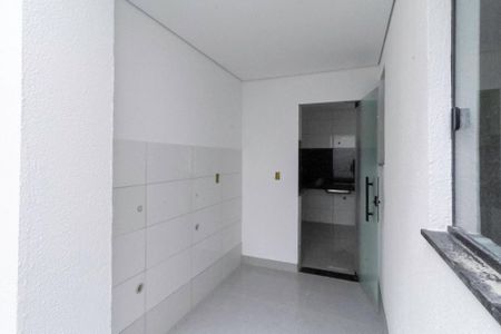 Casa à venda com 100m², 3 quartos e 2 vagasÁrea de serviço