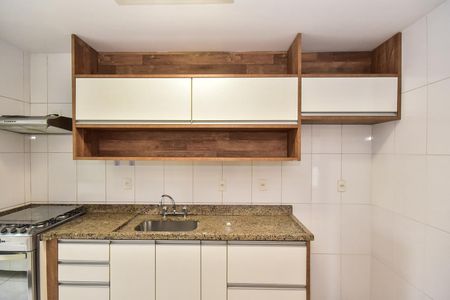 Apartamento à venda com 74m², 3 quartos e 2 vagasCozinha