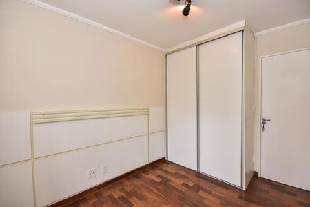 Apartamento à venda com 74m², 3 quartos e 2 vagasSuíte 2