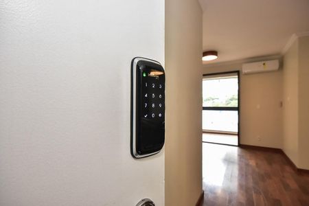 Apartamento à venda com 74m², 3 quartos e 2 vagasFechadura Eletrônica
