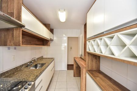 Apartamento à venda com 74m², 3 quartos e 2 vagasCozinha
