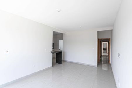 Casa à venda com 176m², 3 quartos e 2 vagasSala