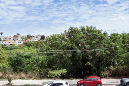 Sala - Vista de casa à venda com 3 quartos, 176m² em Parque Xangri-lá, Contagem