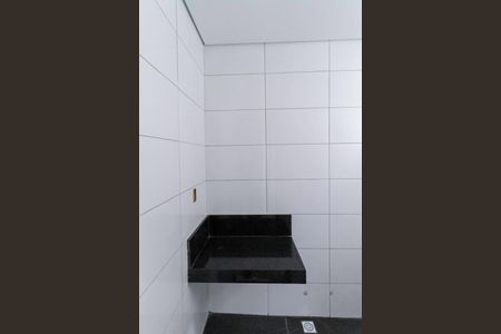 Casa à venda com 176m², 3 quartos e 2 vagasBanheiro da suíte 