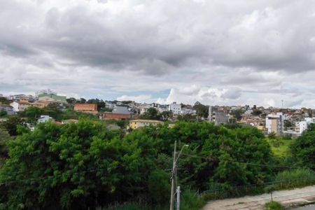 Casa à venda com 176m², 3 quartos e 2 vagasCobertura - Vista