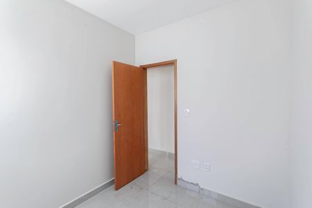 Casa à venda com 175m², 3 quartos e 2 vagasQuarto 2