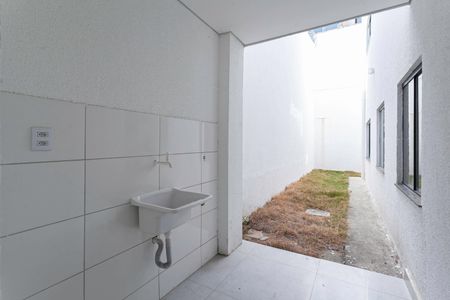 Casa à venda com 97m², 3 quartos e 2 vagasÁrea de serviço 
