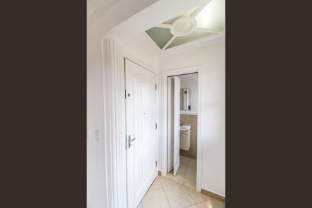 Entrada de apartamento à venda com 2 quartos, 67m² em Vila Boa Vista, Barueri