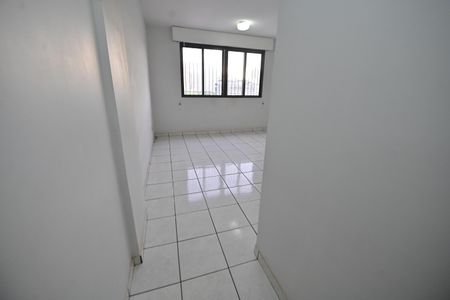 Apartamento à venda com 80m², 3 quartos e sem vaga Apartamento à venda com 80m², 3 quartos e sem vagaSala