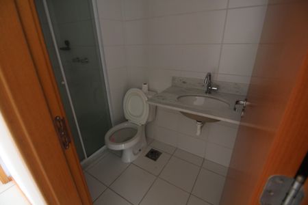 Apartamento à venda com 62m², 2 quartos e 1 vagaBanheiro Social