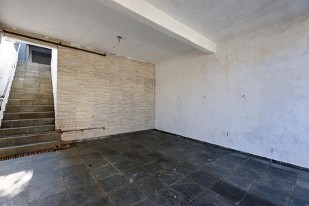 Garagem de casa para alugar com 2 quartos, 70m² em Jardim das Palmas, São Paulo