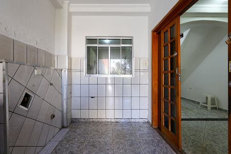 Área de Serviço de casa para alugar com 2 quartos, 70m² em Jardim das Palmas, São Paulo