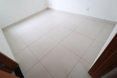 Apartamento para alugar com 52m², 2 quartos e 1 vagaSuíte