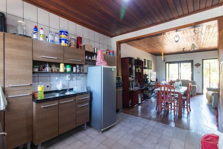 Casa à venda com 120m², 2 quartos e 2 vagasCozinha