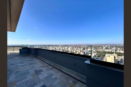 Studio à venda com 45m², 1 quarto e 1 vaga Studio à venda com 45m², 1 quarto e 1 vagaFoto 01