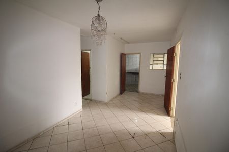 Sala de casa para alugar com 3 quartos, 330m² em Teixeira Dias, Belo Horizonte