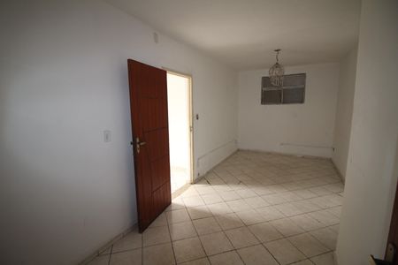 Sala de casa para alugar com 3 quartos, 330m² em Teixeira Dias, Belo Horizonte